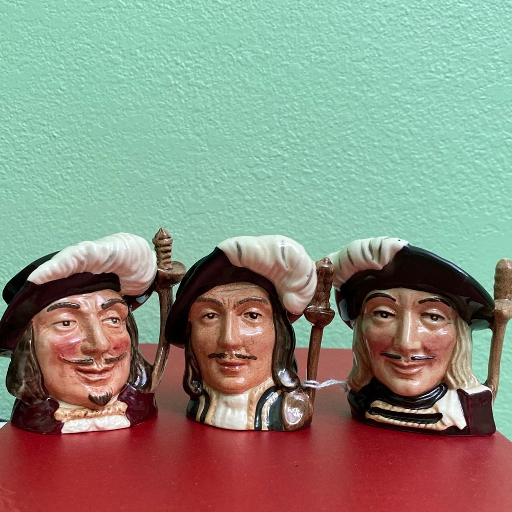 Vintage Royal Doulton Set of 3 Three Musketeers Jugs Aramis Athos Porthos 4" Mug